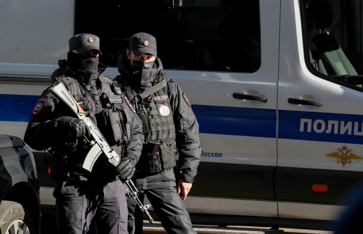 Ρωσία: Συνελήφθη Αμερικανός αρχιλοχίας για κλοπή από Ρωσίδα με την οποία διατηρούσε σχέση
