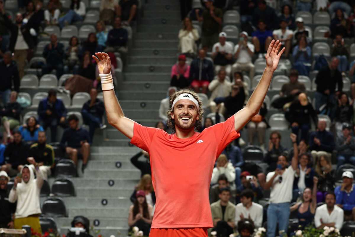 Tennis - Italian Open - Foro Italico, Rome, Italy - May 11, 2024 Greece's Stefanos Tsitsipas celebrates winning his round of 64 match against Germany's Jan-Lennard Struff REUTERS