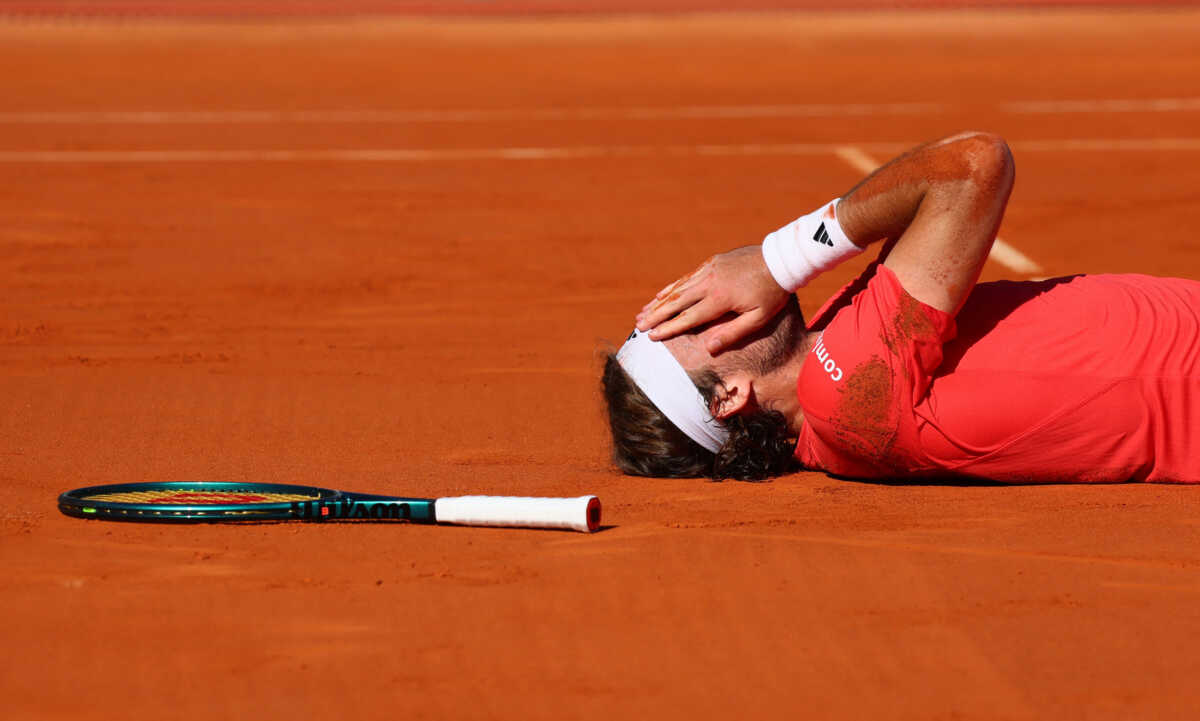 Tennis - ATP Masters 1000 - Monte Carlo Masters - Monte Carlo Country Club, Roquebrune-Cap-Martin, France - April 14, 2024 Greece's Stefanos Tsitsipas celebrates winning his final match against Norway's Casper Ruud REUTERS