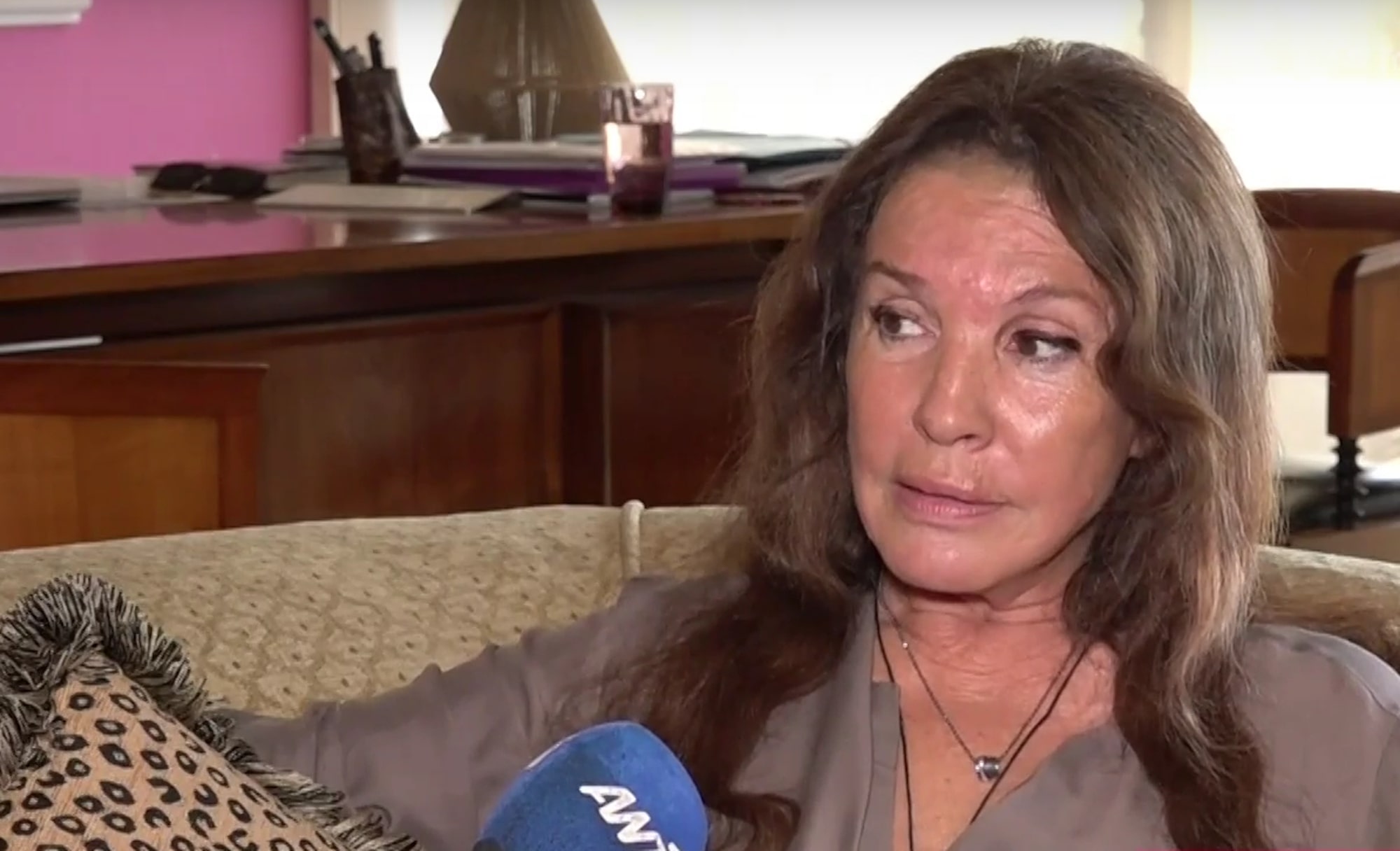Βάνα Μπάρμπα για τον θάνατο της μητέρας της: «Τώρα είναι αγκαλιά με την αδερφή μου – Χρειάζομαι ψυχολογική υποστήριξη»