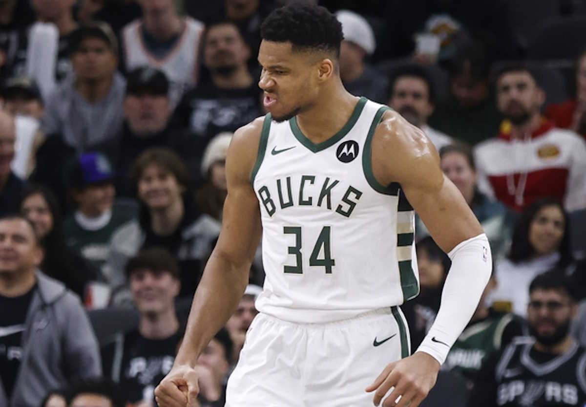 epa11057855 Milwaukee Bucks forward Giannis Antetokounmpo of Greece reacts after making a basket and being fouled by San Antonio Spurs center Victor Wembanyama of France (not pictured) during the second half of an NBA game in San Antonio, Texas, USA, 04 January 2024.  EPA