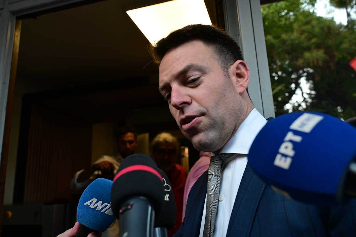 Ανακοίνωση των αποτελεσμάτων των ευρωεκλογών στα γραφεία του ΣΥΡΙΖΑ - Προοδευτική Συμμαχία, Κυριακή 9 Ιουνίου 2024. 
(ΤΑΤΙΑΝΑ ΠΟΛΑΡΗ