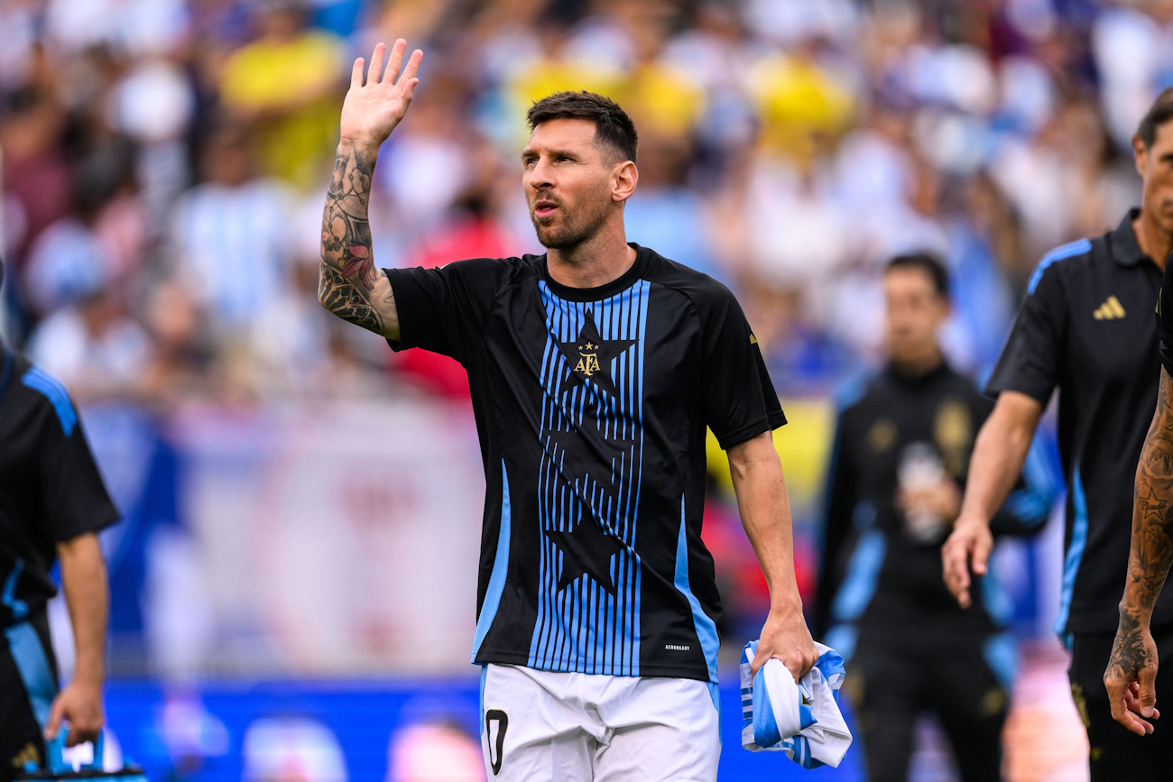 Jun 9, 2024; Chicago, Illinois, USA; Argentina forward Lionel Messi (10) enters the field before the game against Ecuador Soldier Field. Mandatory Credit: Daniel Bartel-USA TODAY Sports