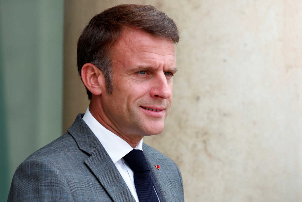 French President Emmanuel Macron waits for the arrival of Jordan’s King Abdullah and Queen Rania (not seen) at the Elysee Palace in Paris, France, June 24, 2024. REUTERS