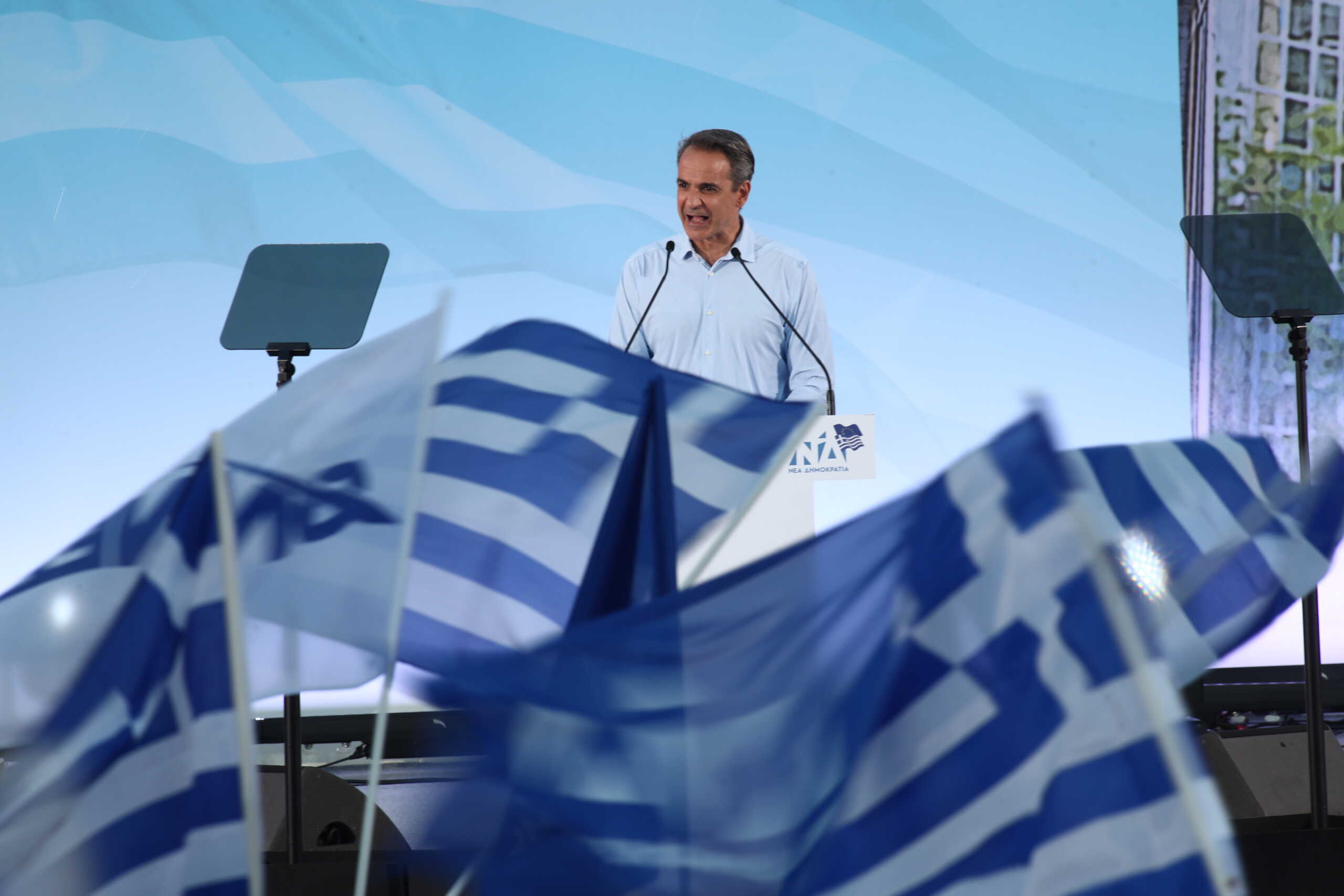 Ομιλία του Πρωθυπουργού Κυριάκου Μητσοτάκη σε προεκλογική συγκέντρωση στην Θεσσαλονίκη, Τετάρτη 5 Ιουνίου 2024. 
(ΒΑΣΙΛΗΣ ΒΕΡΒΕΡΙΔΗΣ