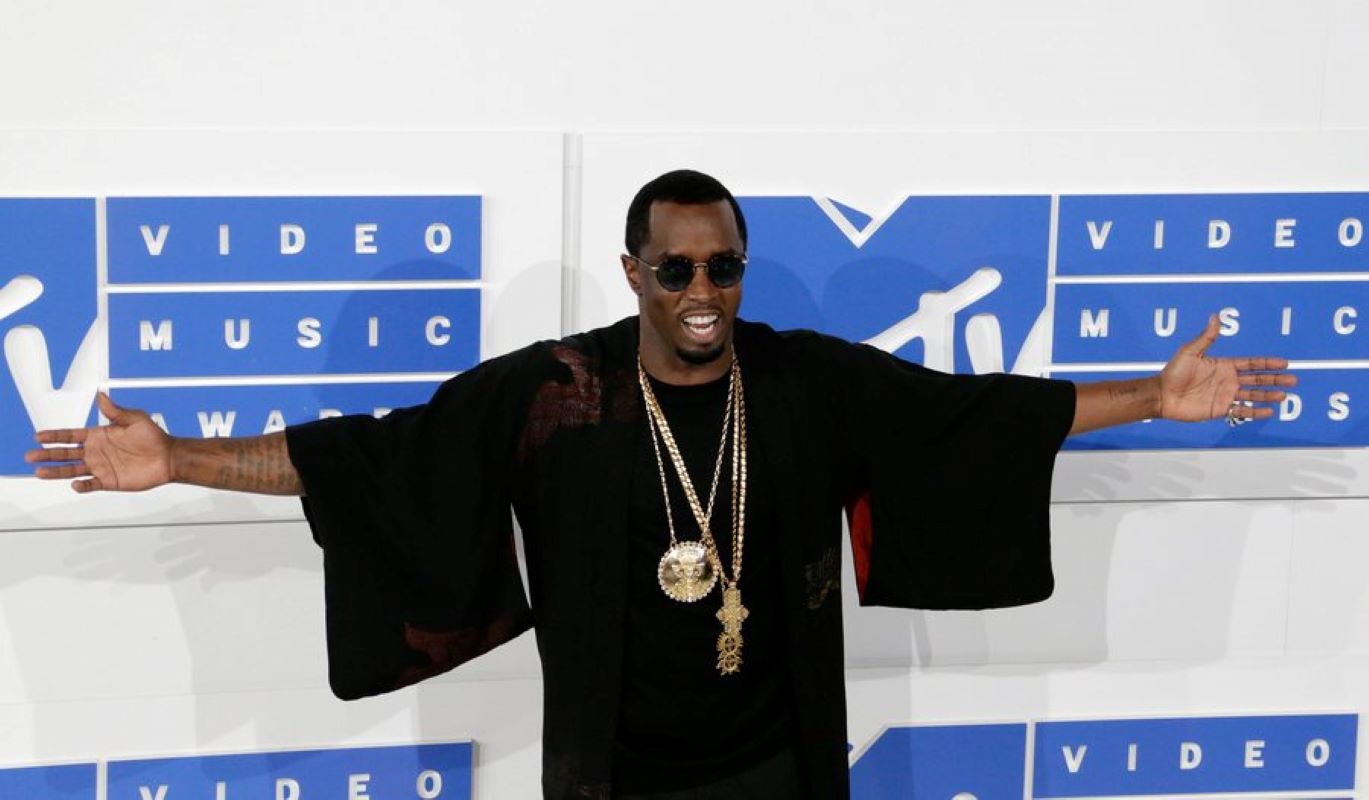 Ο Puff Daddy επέστρεψε το κλειδί της Νέας Υόρκης – Ο δήμαρχος της πόλης το ζήτησε πίσω μετά τον ξυλοδαρμό της συντρόφου του