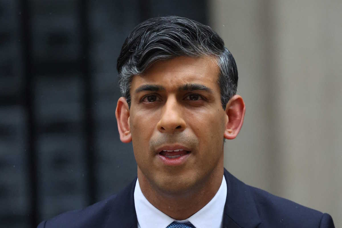 FILE PHOTO: British Prime Minister Rishi Sunak delivers a speech outside Number 10 Downing Street, in London, Britain, May 22, 2024. REUTERS