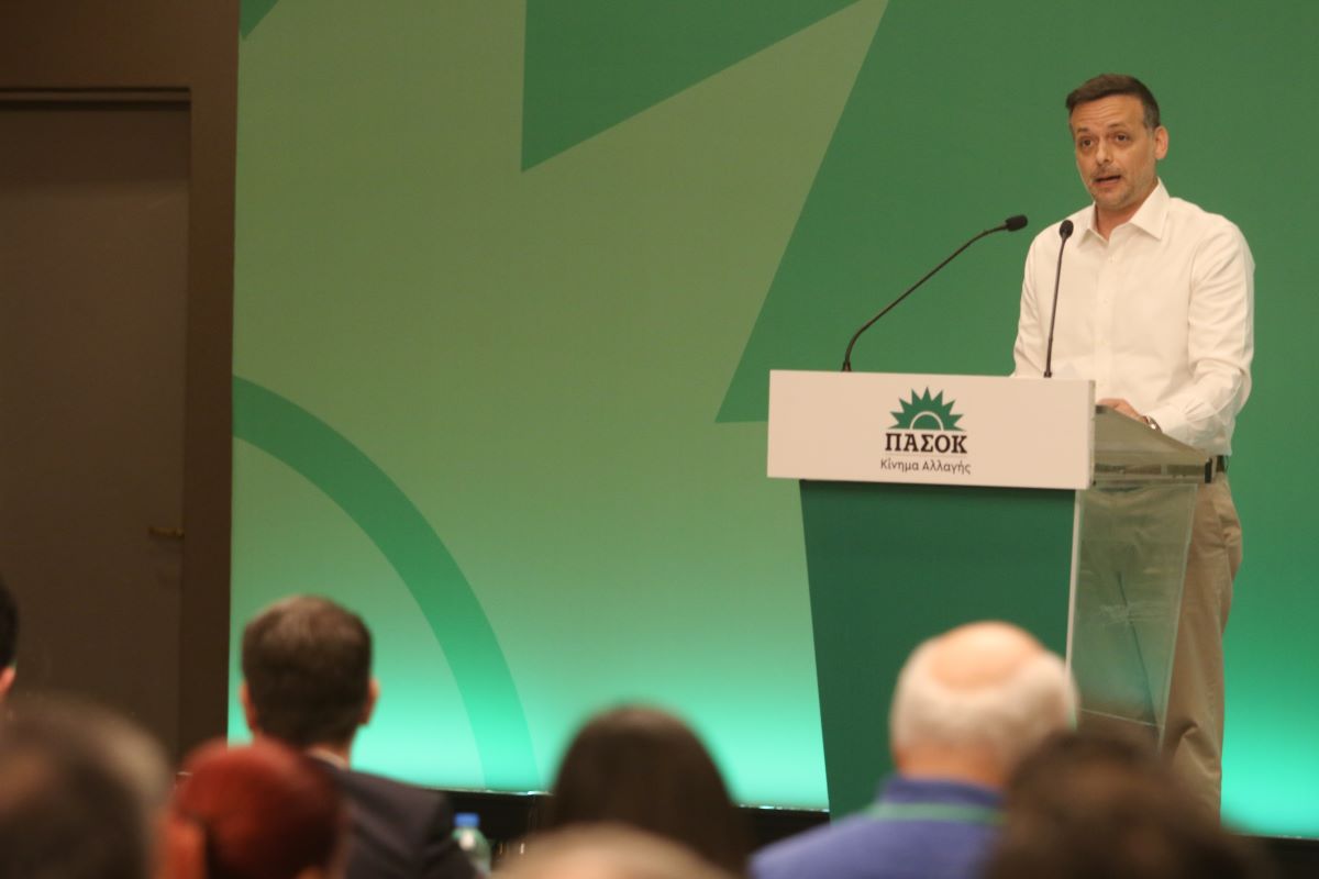 ΠΑΣΟΚ: Ο Χάρης Δούκας ανακοίνωσε την υποψηφιότητά του στις εκλογές – «Θα παραμείνω δήμαρχος Αθηναίων»