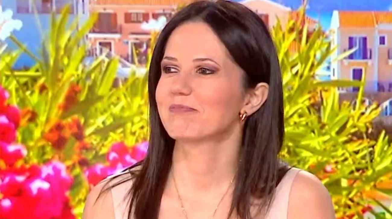 Στέλλα Γκαντώνα: «Το να ταιριάζεις με τον συμπαρουσιαστή είναι και λίγο… λαχείο»