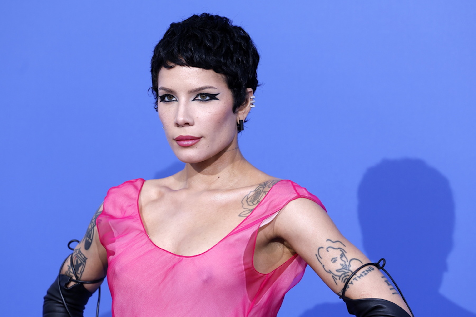 epa10653596 Halsey attends the Cinema Against AIDS amfAR Gala within the scope of the 76th annual Cannes Film Festival, at the 'Hotel du Cap-Eden-Roc' in Cap d'Antibes, France, 25 May 2023. The nonprofit organization American Foundation for AIDS Research (amfAR) was created in 1985.  EPA