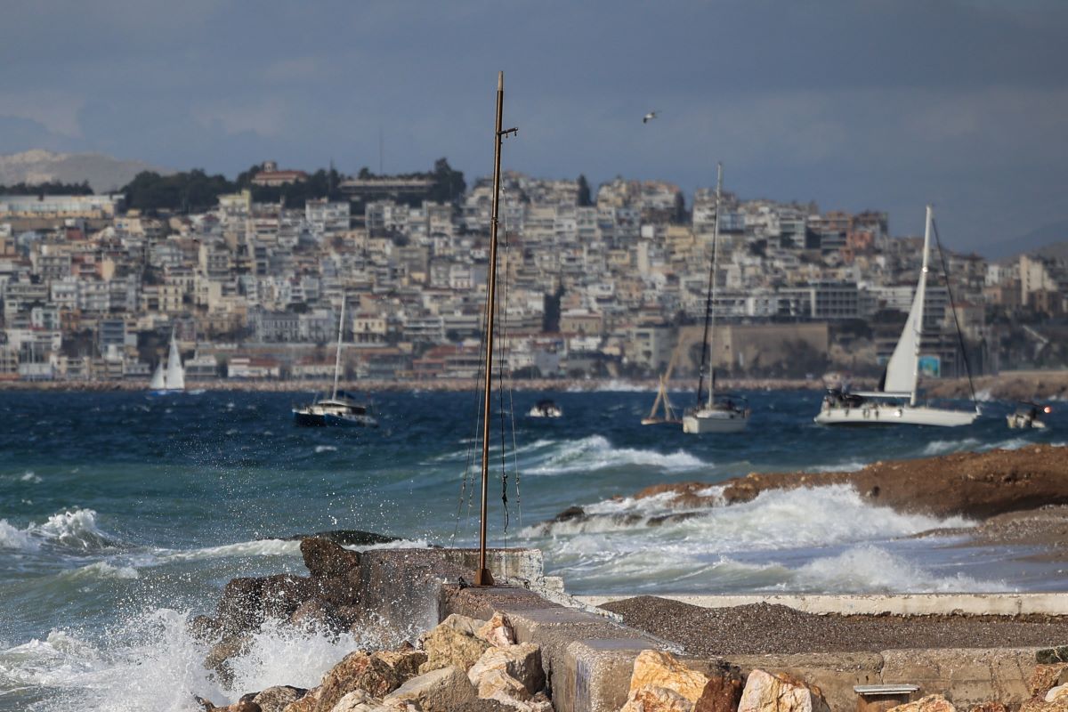 Γιάννης Καλλιάνος: Ισχυροί άνεμοι με ριπές έως 9 μποφόρ το Σαββατοκύριακο ακόμα και στην Αττική