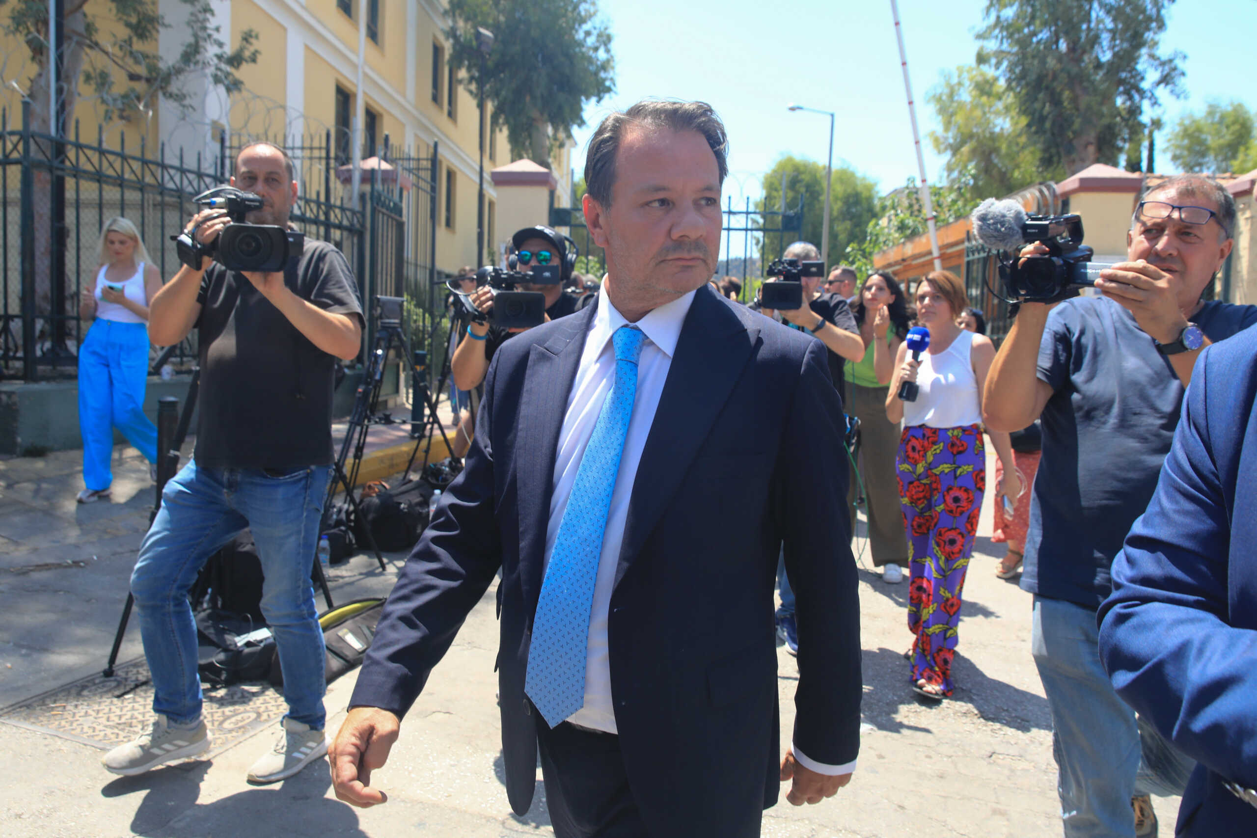 Απολογία στον ανακριτή του ποινικολόγου που κατηγορείται για ενδοοικογενειακή βία, Δευτέρα 17 Ιουνίου 2024. 
(ΓΙΑΝΝΗΣ ΠΑΝΑΓΟΠΟΥΛΟΣ