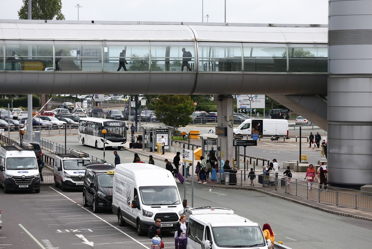 epa10826884 A general view of Terminal 1 at Manchester Airport in Manchester, Britain, 29 August 2023. A technical failure in Britain's air traffic control system on 28 August caused flight delays at airports. All airlines operating in the country were been affected, with over 500 flights canceled and thousands of passengers remaining on planes and at airport terminals.  EPA