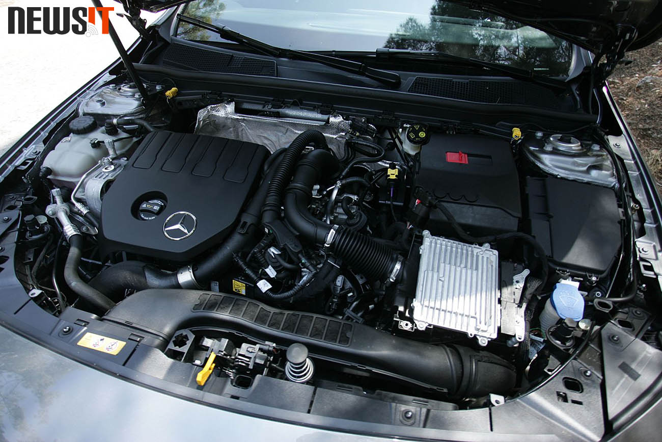 mercedes benz hatchback  GJY copy