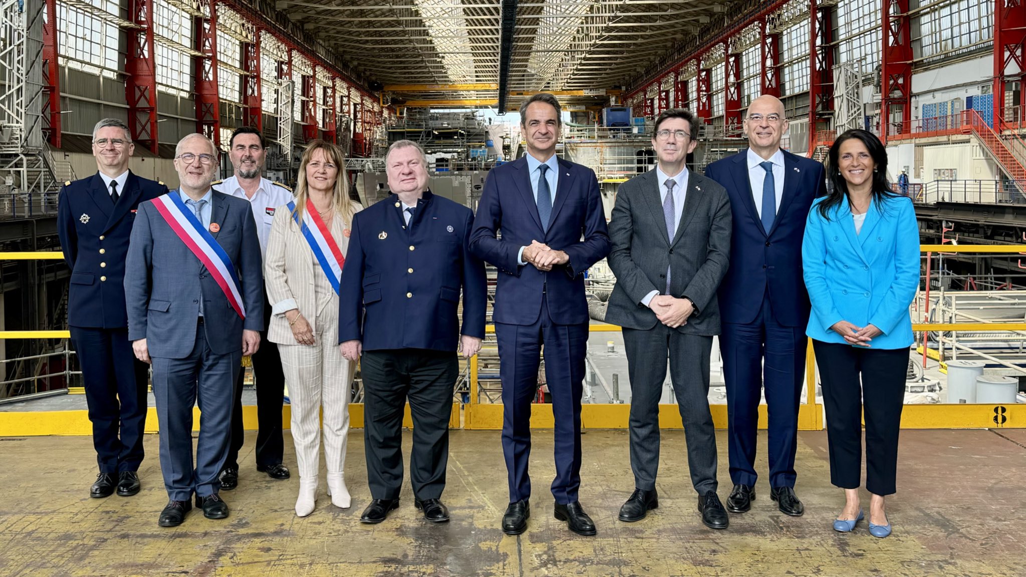 Ο Κυριάκος Μητσοτάκης στα ναυπηγεία Λοριάν – Δείτε βίντεο