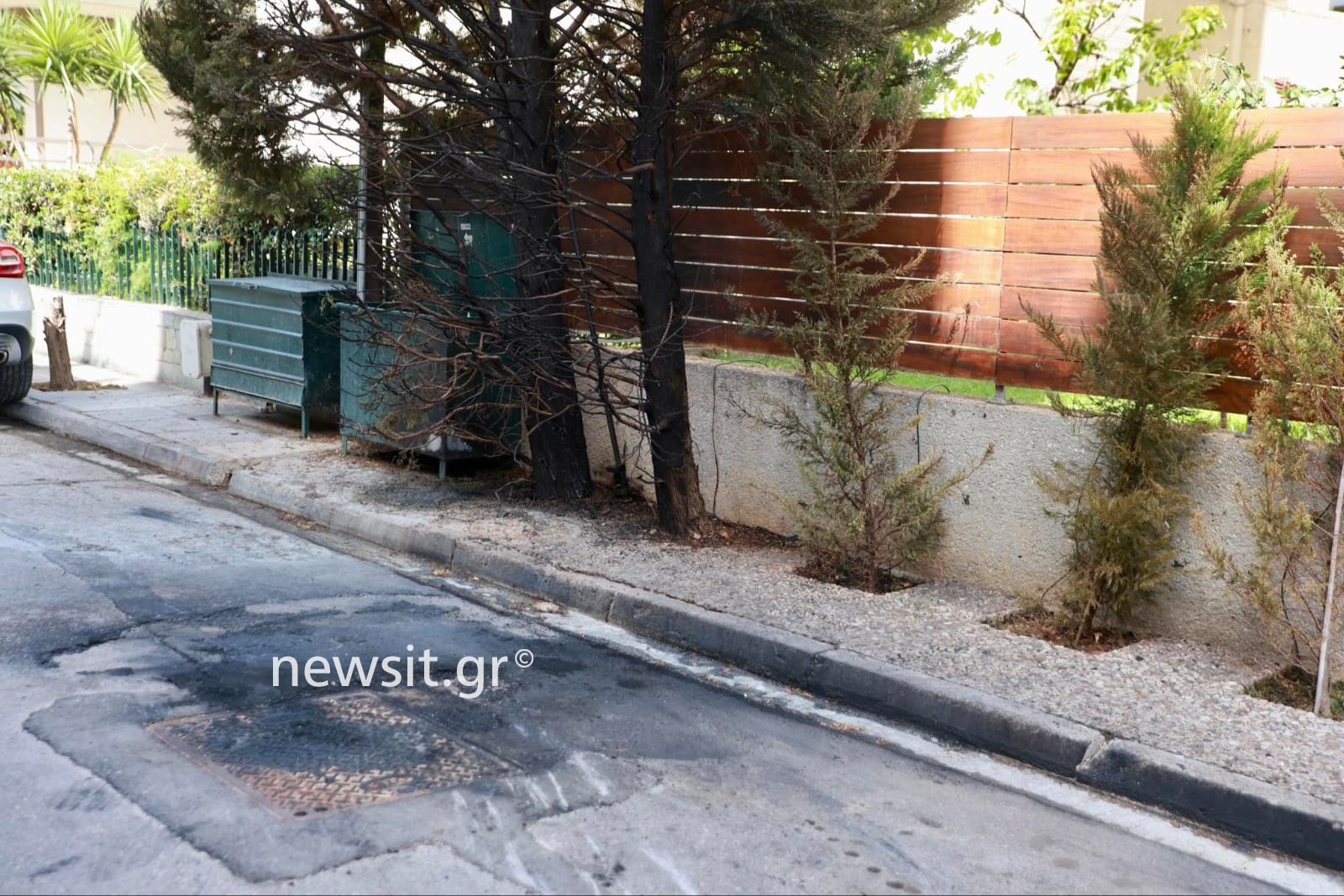 «Καιγόμουν σε χέρια και πρόσωπο» λέει ο αστυνομικός που υπέστη εγκαύματα στην επίθεση στο σπίτι της Προέδρου του Αρείου Πάγου