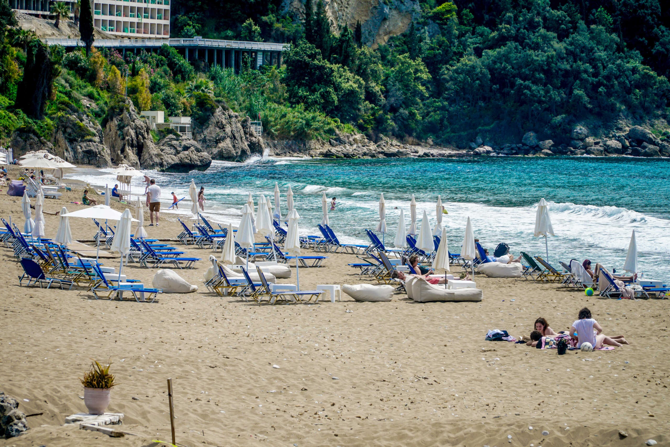 MyCoast: 8.911 καταγγελίες έχουν γίνει μέχρι σήμερα – 1.731 το τριήμερο του Αγίου Πνεύματος