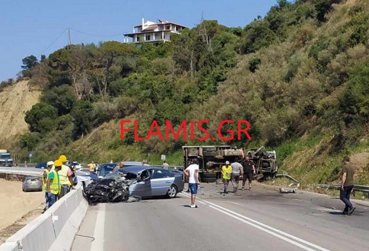 Δύο νεκροί από σύγκρουση φορτηγού με αυτοκίνητο στην Πατρών – Πύργου