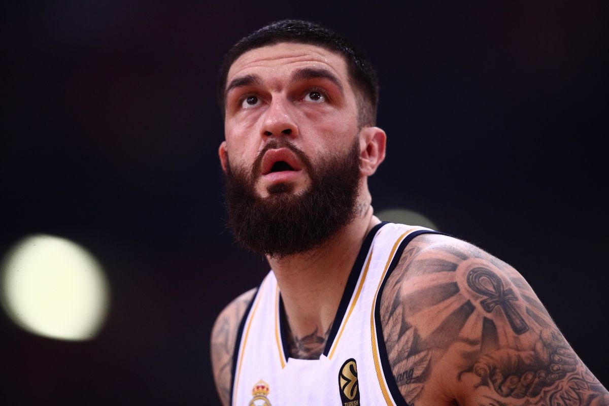 Euroleague: Η Εφές ανακοίνωσε τον Πουαριέ