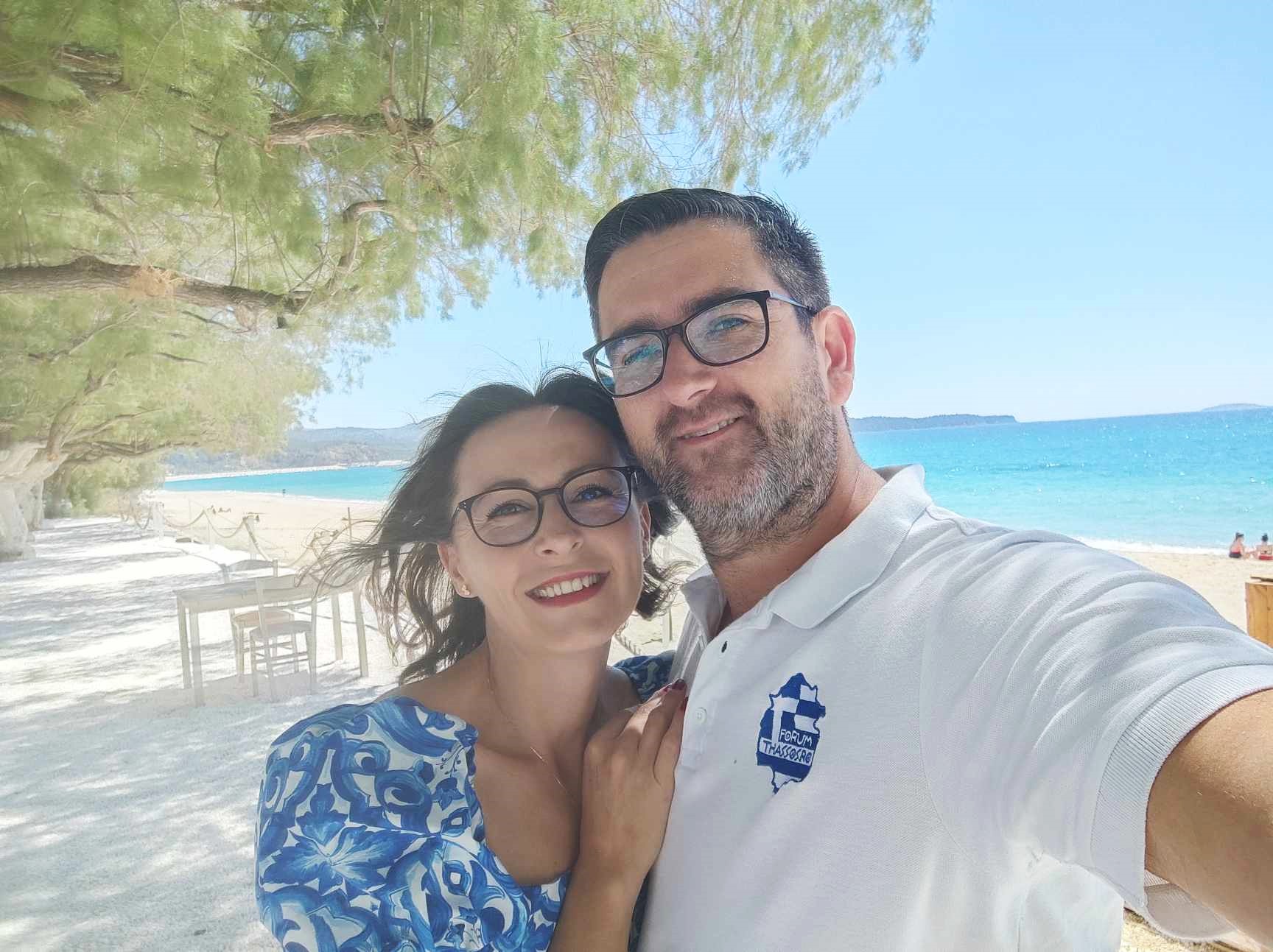 Θάσος: Το «success story» ζευγαριού από τη Ρουμανία που έκανε την αγάπη για το νησί επάγγελμα