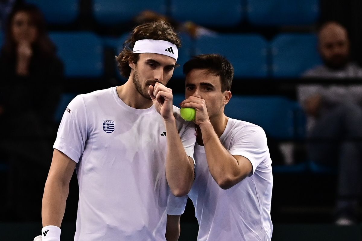 Wimbledon: Διακόπηκε το παιχνίδι του Στέφανου και του Πέτρου Τσιτσιπά στο διπλό