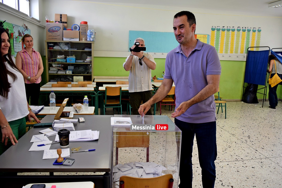 Ευρωεκλογές 2024: Στην Καλαμάτα ψήφισε ο Αλέξης Χαρίτσης – «Σήμερα δίνουμε φωνή στο δίκιο μας»