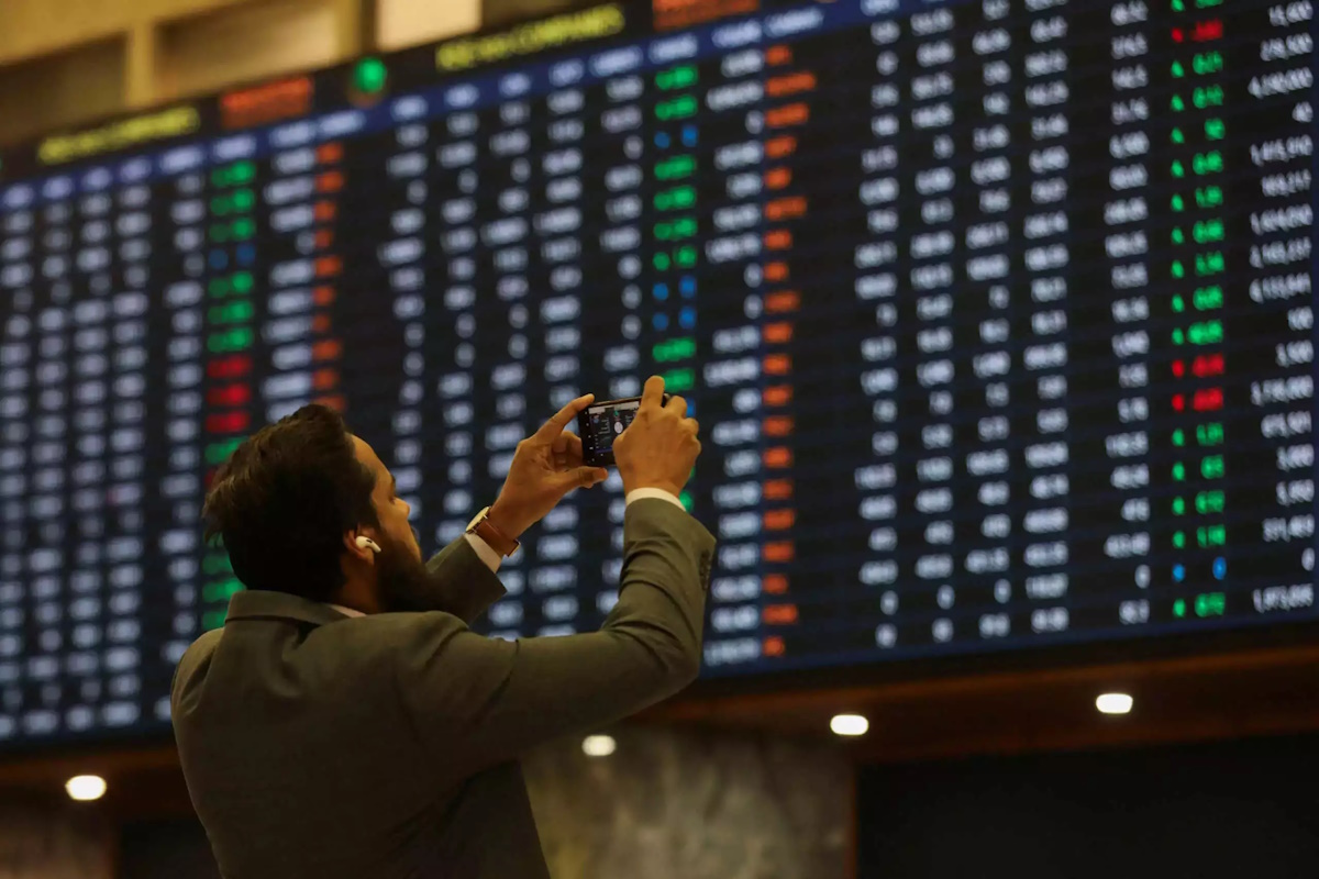 Χρηματιστήριο Αθηνών: Έκλεισε με πτώση 0,69%, στα 87,58 εκατ. ευρώ ο τζίρος