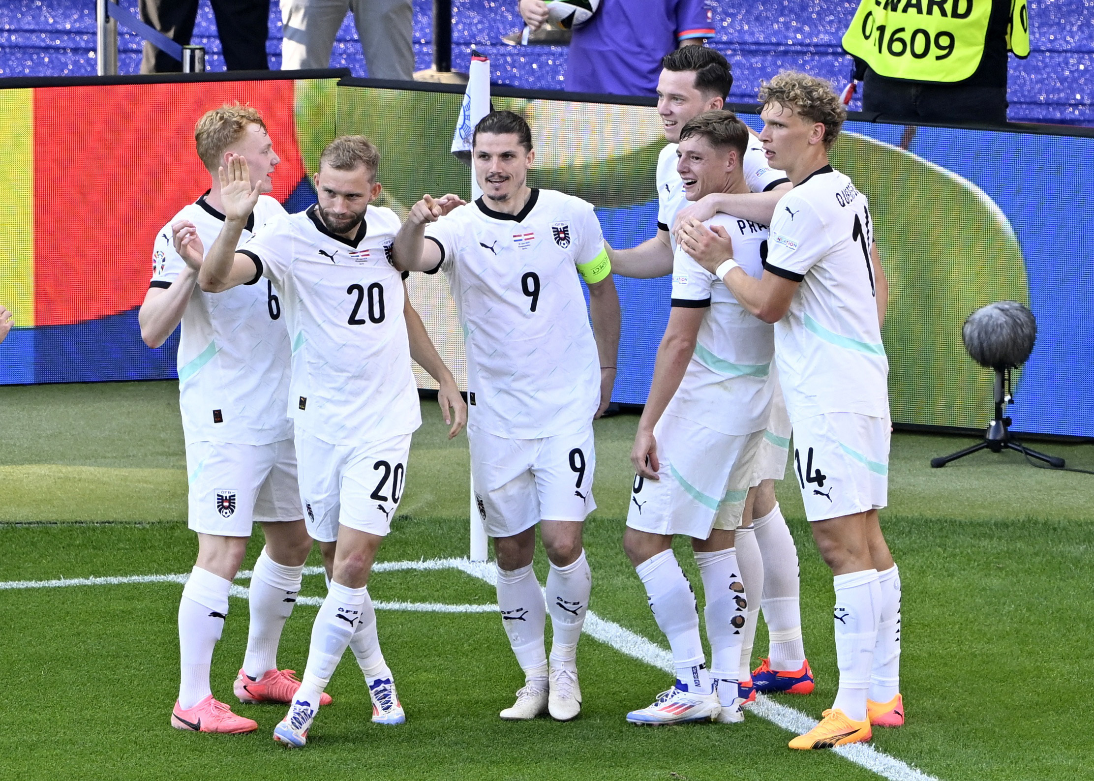 Soccer Football - Euro 2024 - Group D - Netherlands v Austria - Berlin Olympiastadion, Berlin, Germany - June 25, 2024 Austria's Marcel Sabitzer celebrates scoring their third goal with teammates REUTERS