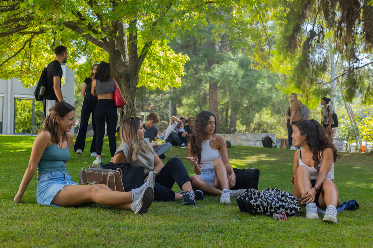 7,5 εκατομμύρια ευρώ σε υποτροφίες θα προσφέρει το Deree την νέα ακαδημαϊκή χρονιά 2024-25!