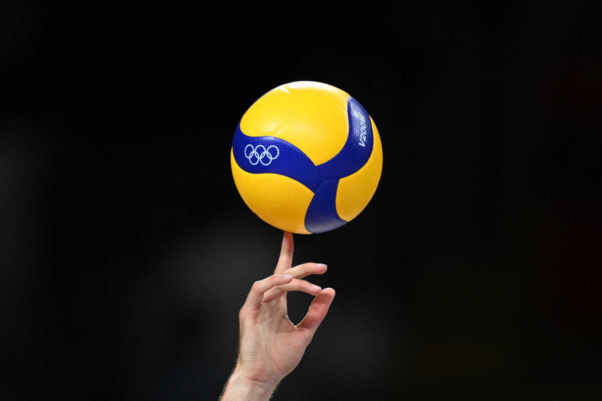 Paris 2024 Olympics - Volleyball - Men's Preliminary Round - Pool C - Japan vs Germany - South Paris Arena 1, Paris, France - July 27, 2024. Gyorgy Grozer of Germany with the volleyball during warm-up before the match. REUTERS