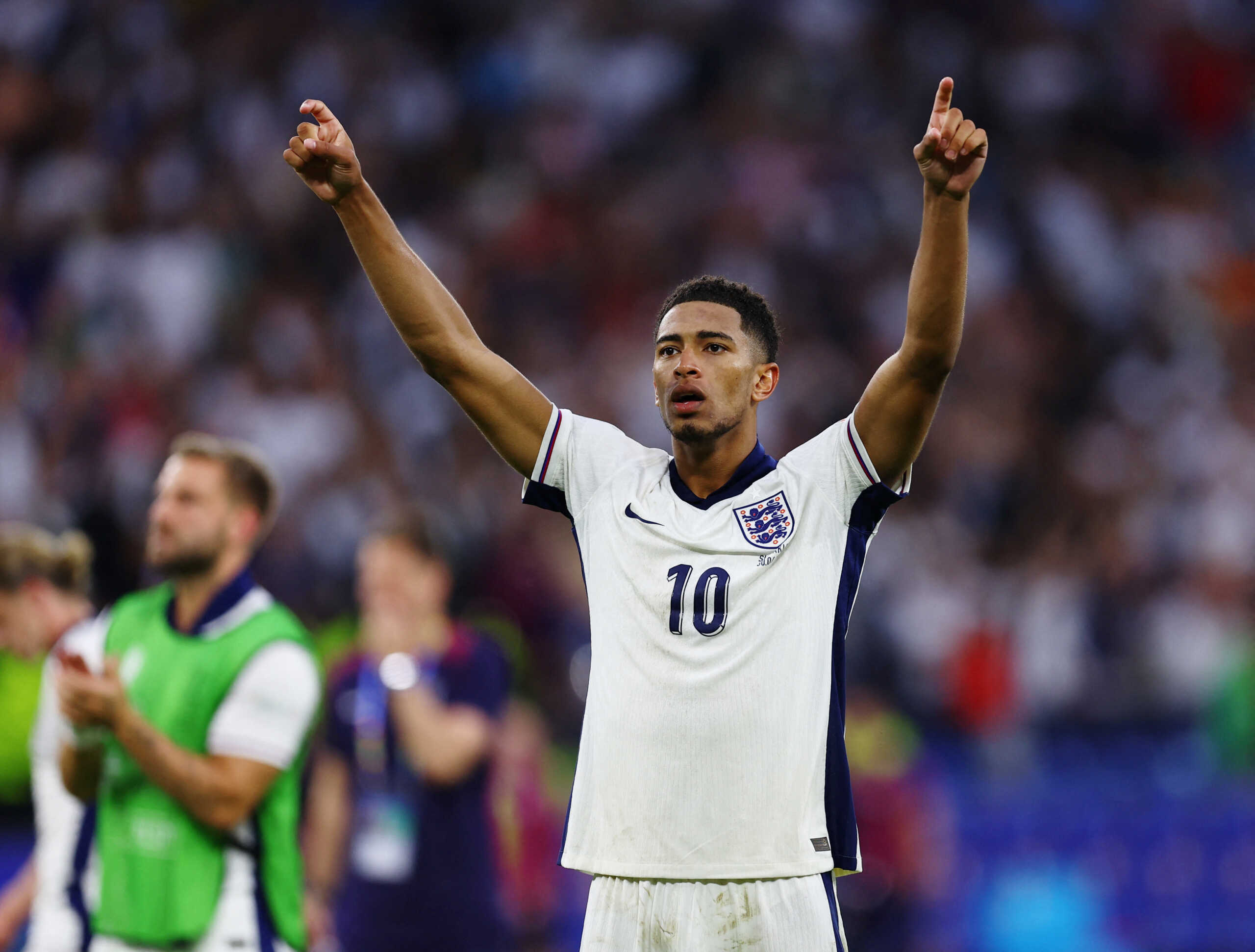 Soccer Football - Euro 2024 - Round of 16 - England v Slovakia - Arena AufSchalke, Gelsenkirchen, Germany - June 30, 2024 England's Jude Bellingham celebrates after the match REUTERS