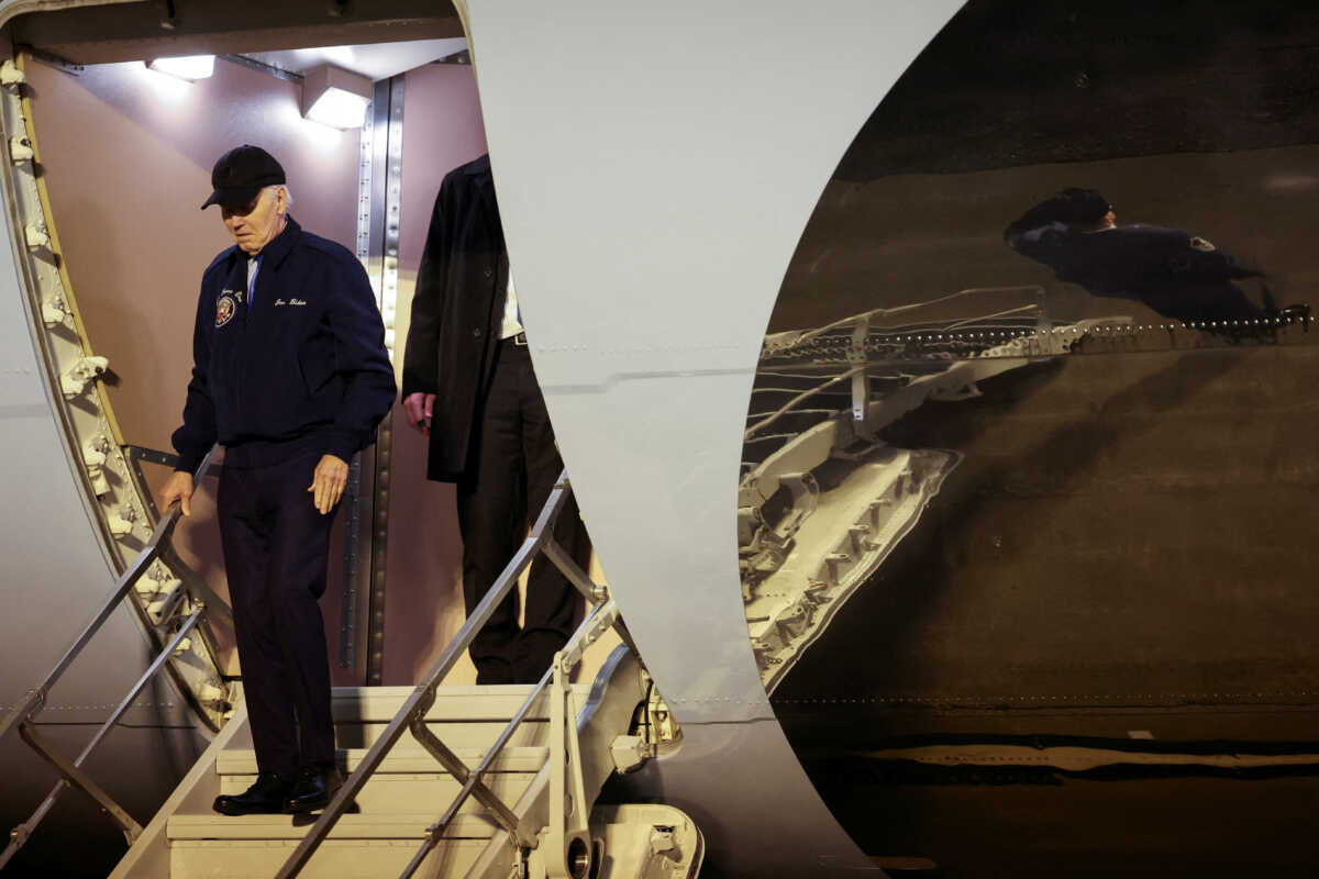 U.S. President Joe Biden deboards Air Force One, at Dover Air Force Base in Dover, Delaware, U.S., July 17, 2024. REUTERS