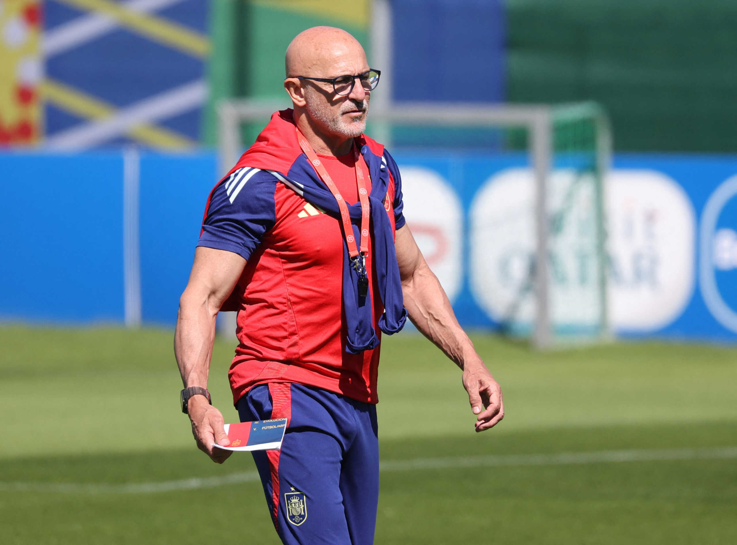 Soccer Football - Euro 2024 - Spain Training - Donaueschingen, Germany - July 8, 2024 Spain coach Luis de la Fuente during training REUTERS