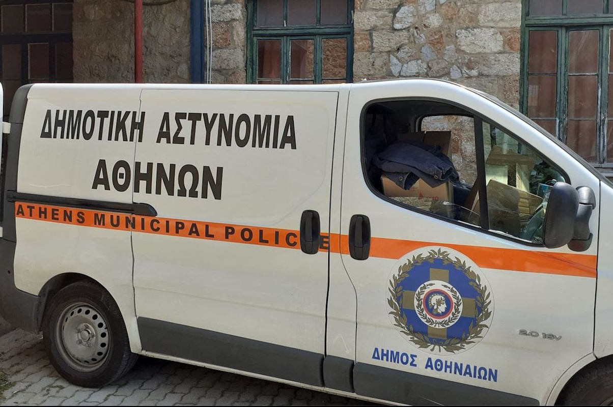 Ο Χάρης Δούκας «ξήλωσε» τη διοίκηση της Δημοτικής Αστυνομίας μετά την εξάρθρωση του κυκλώματος εκβιαστών