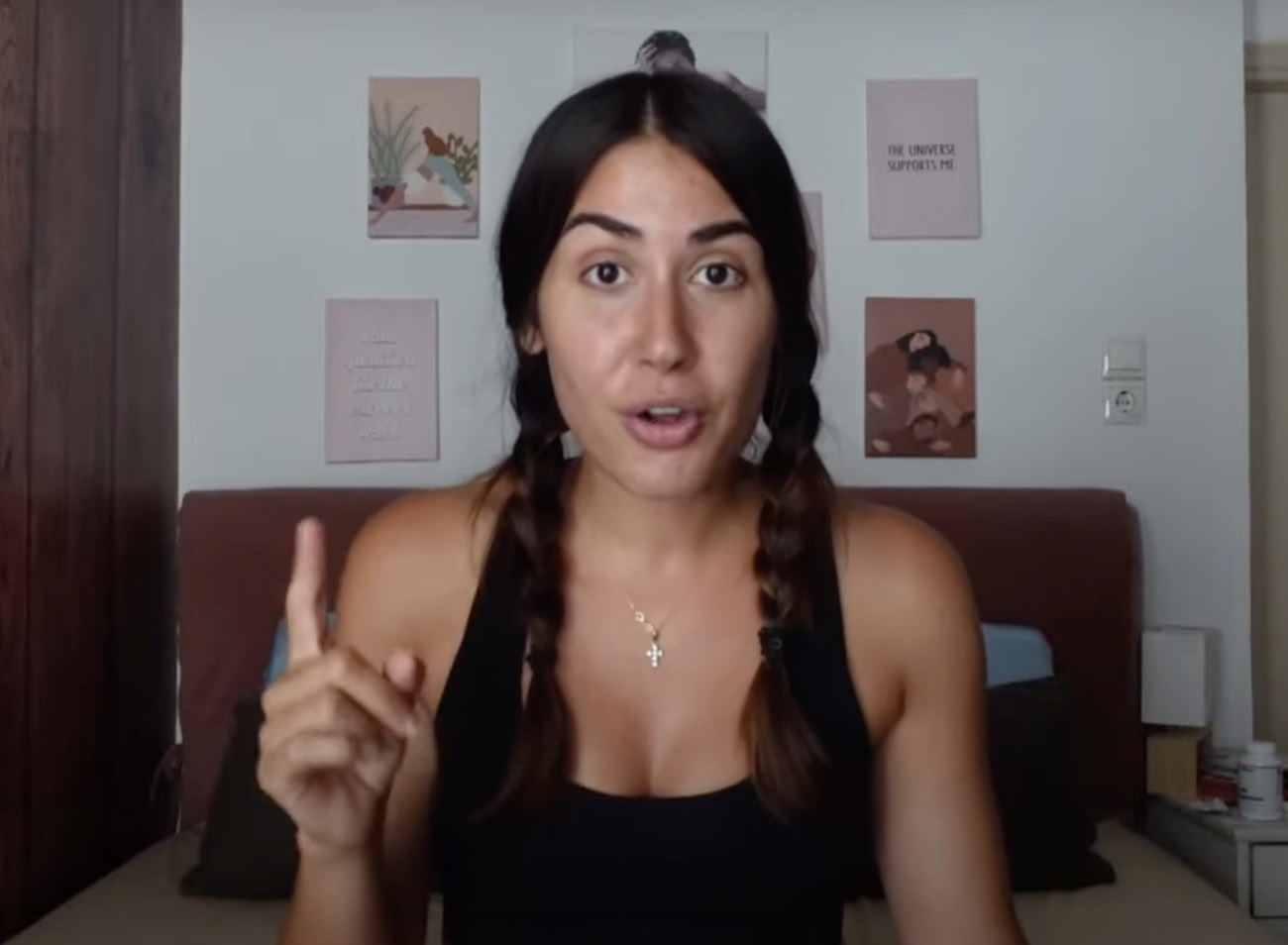 Έλενα Mariposa Κρεμλίδου: Με θεωρούσαν εύκολη, έβγαζαν φήμες για μένα – Μήπως επειδή δεν το έκανα μαζί τους;