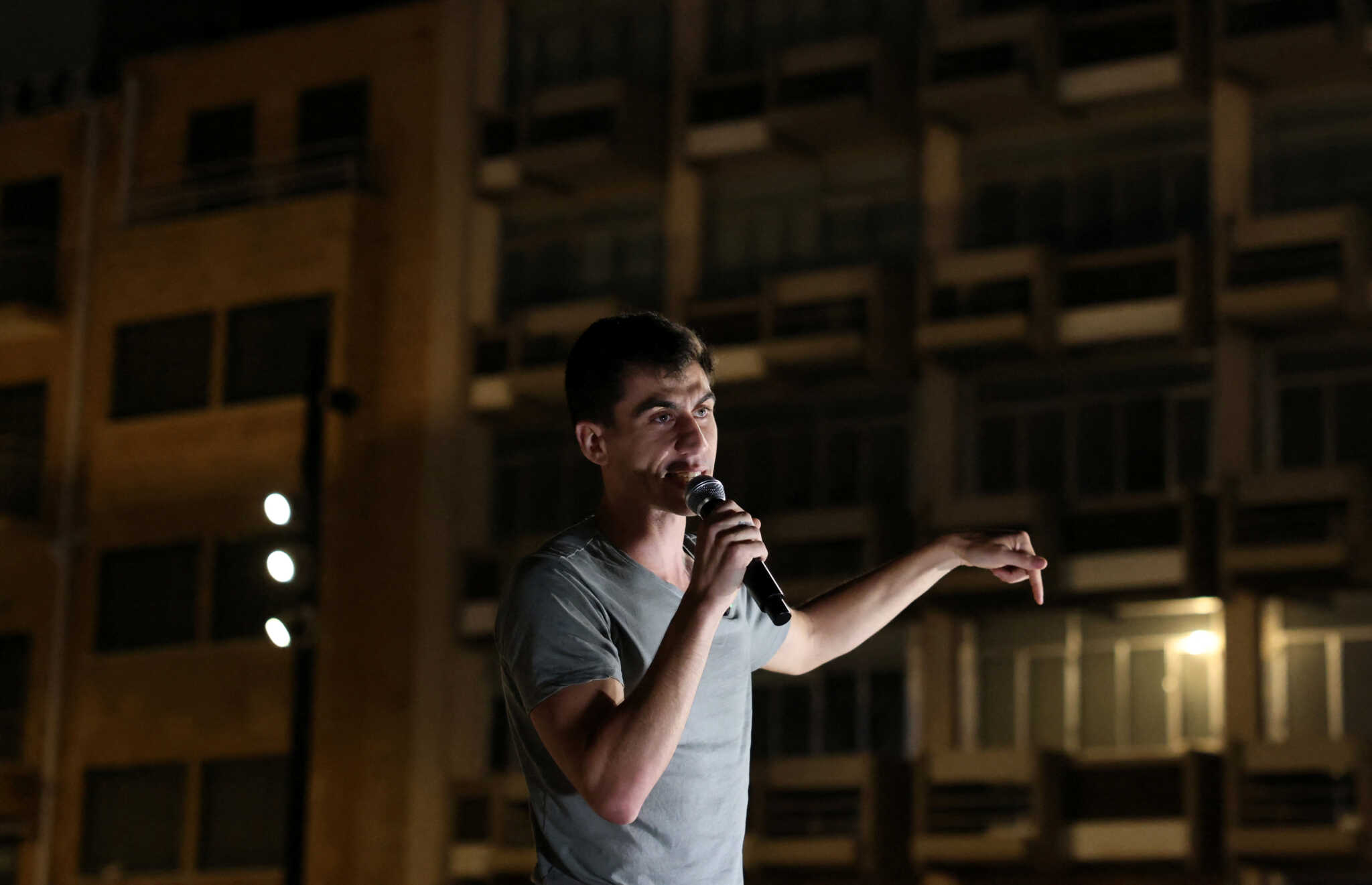 Φειδίας Παναγιώτου: Για απαξίωση τον καταγγέλλουν συγγενείς αγνοουμένων της Κύπρου – «Δεν είσαι η μόνη ορφανή»