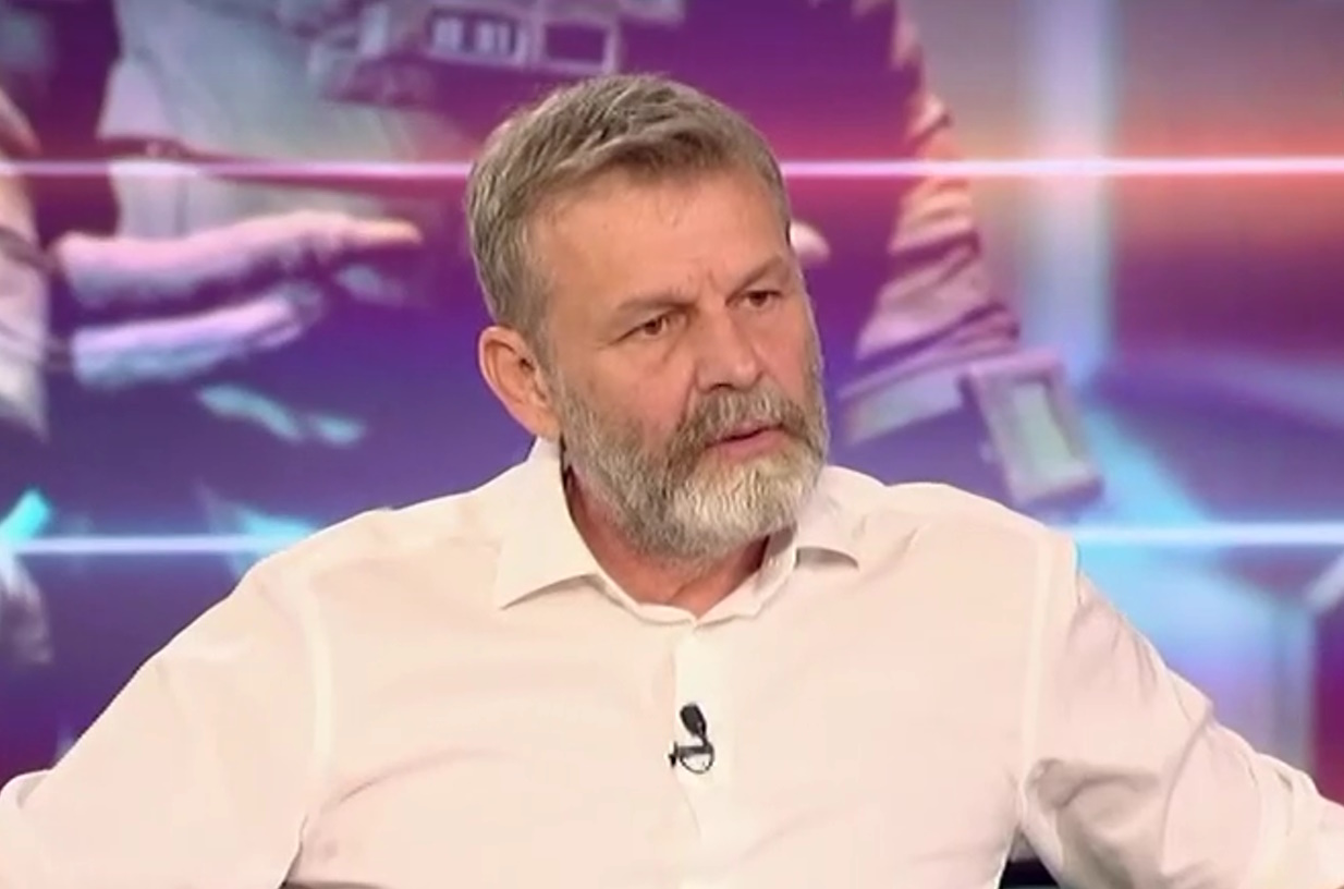 Απόστολος Γκλέτσος: Ο Κασσελάκης έγινε δεξιό παιδί – Η δήλωση για το ψάρι ήταν πατρική και ιερή