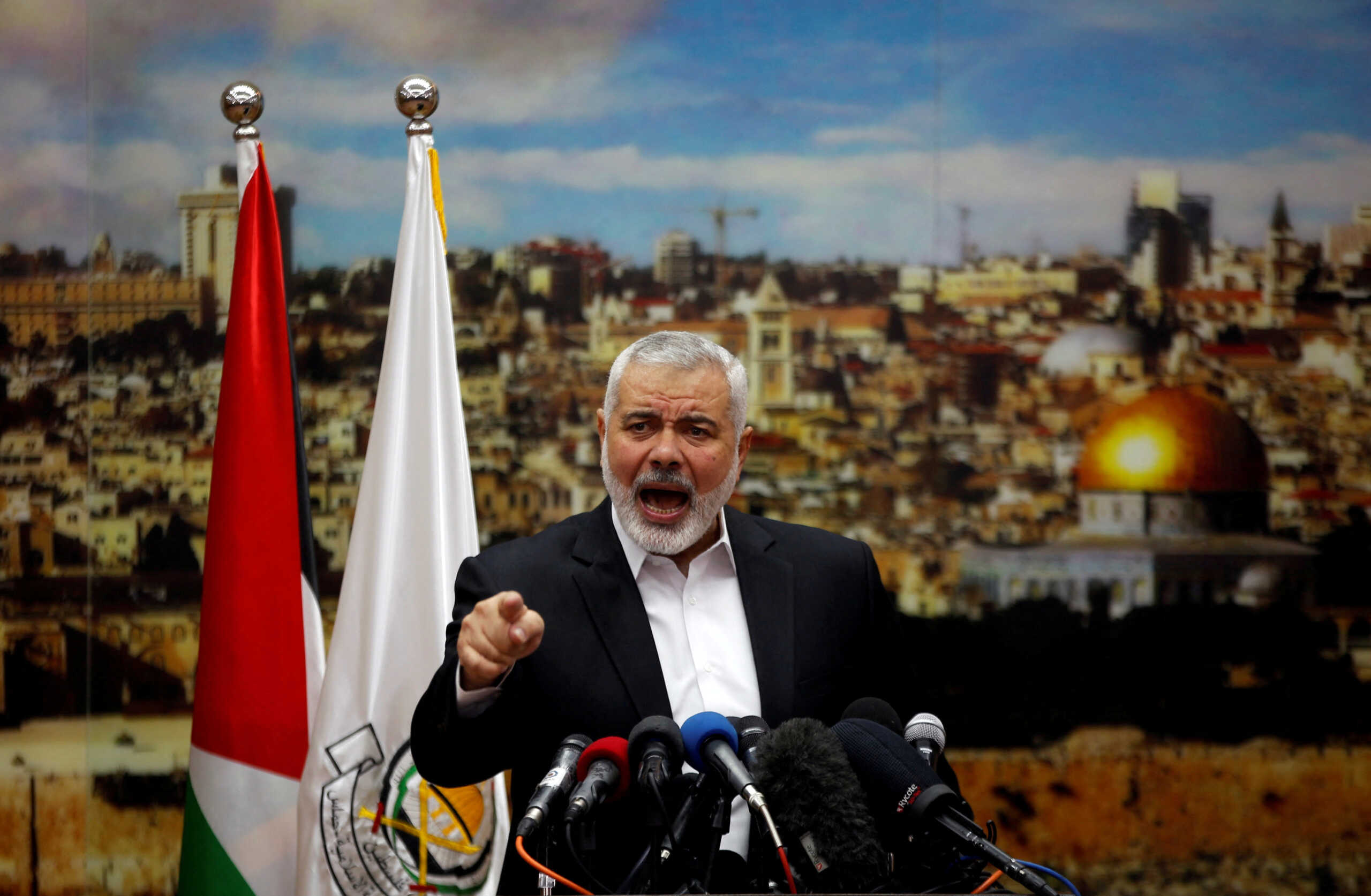 FILE PHOTO: Hamas Chief Ismail Haniyeh gestures as he delivers a speech over U.S. President Donald Trump's decision to recognize Jerusalem as the capital of Israel, in Gaza City December 7, 2017. REUTERS