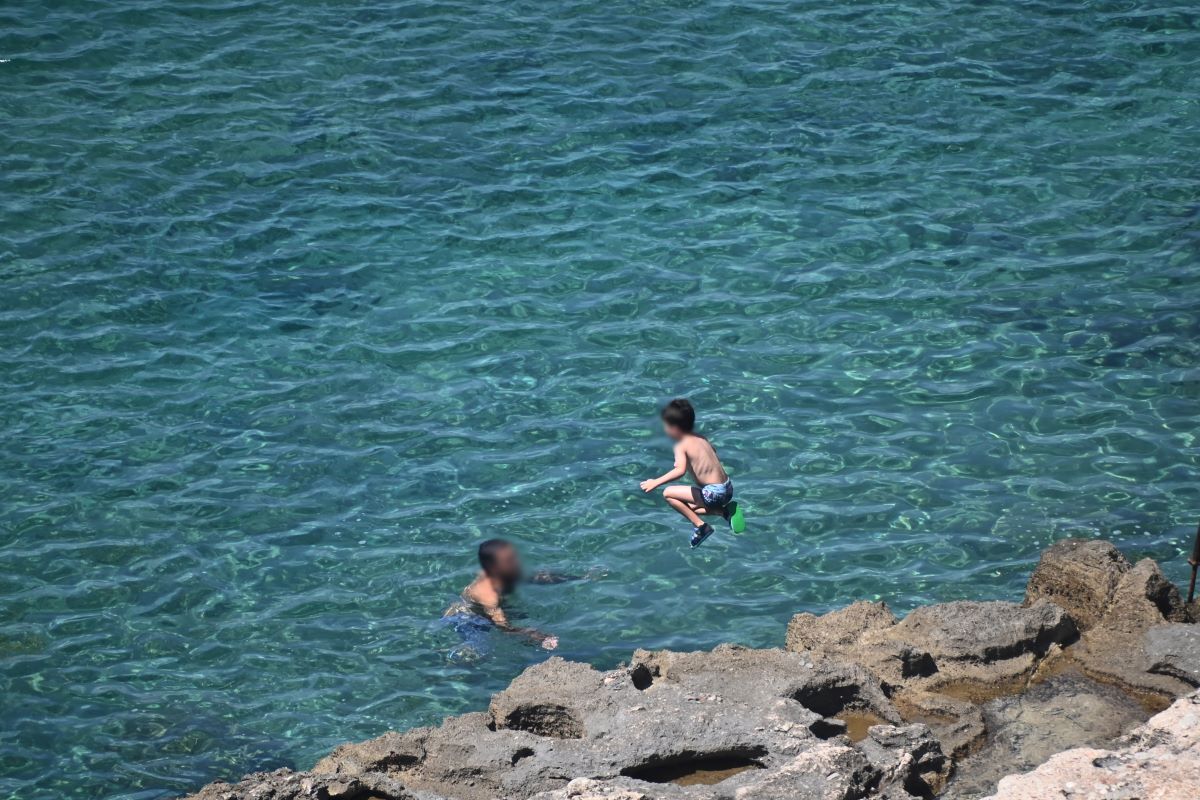Καιρός: Στους 43,1 βαθμούς έφτασε η θερμοκρασία την Πέμπτη – Ποιες περιοχές χτύπησαν 40άρια