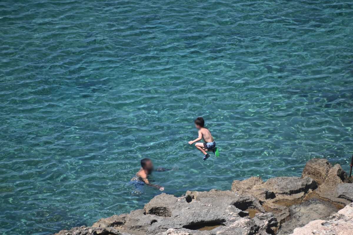 Καιρός αύριο: Μελτέμια των 7 μποφόρ στο Αιγαίο και μέγιστη θερμοκρασία στους 37 βαθμούς
