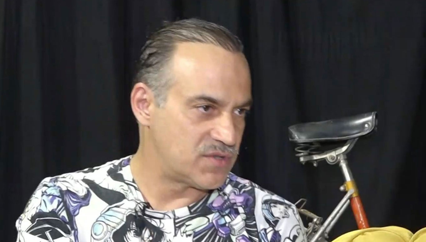 Κρατερός Κατσούλης: Η σχέση μου με τα παιδιά είναι ίδια, όπως ήταν και πριν