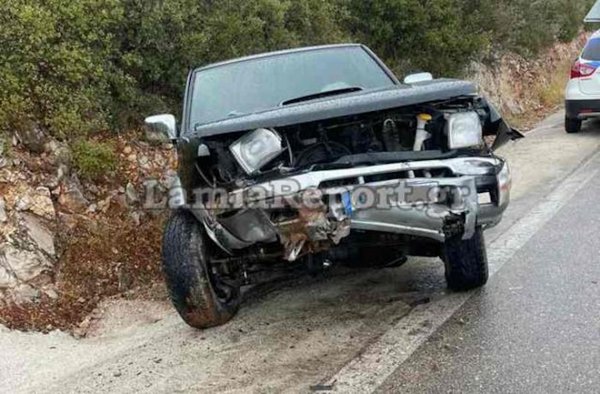 Λαμία: Τροχαίο σε παράδρομο της εθνικής οδού – Τραυματίστηκαν πατέρας και γιος