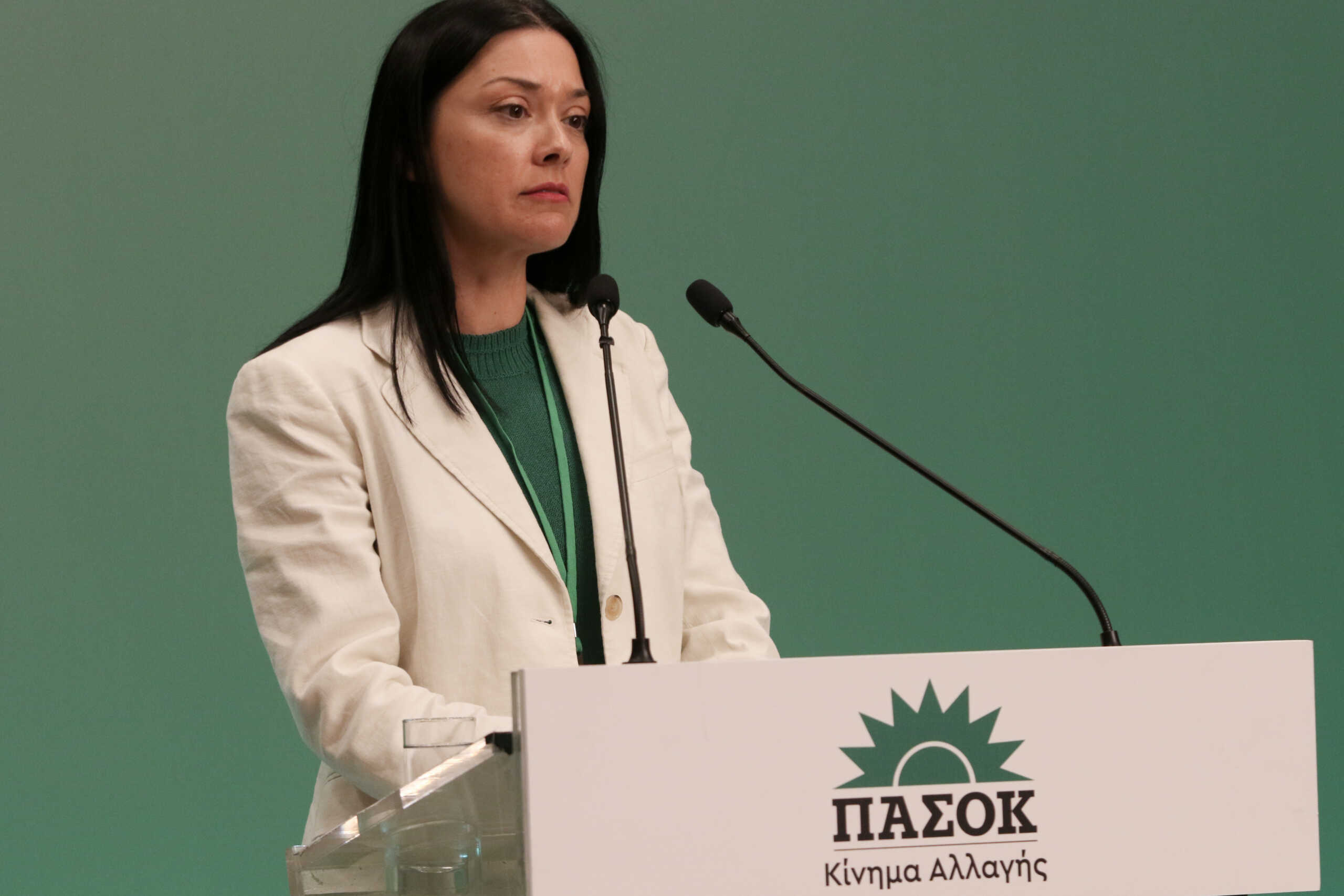 Συνεδριαση της Κεντρικης Επιτροπης του ΠΑΣΟΚ( Ναντια Γιαννακοπουλου)    ΦΩΤΟ ΧΡΗΣΤΟΣ ΜΠΟΝΗΣ