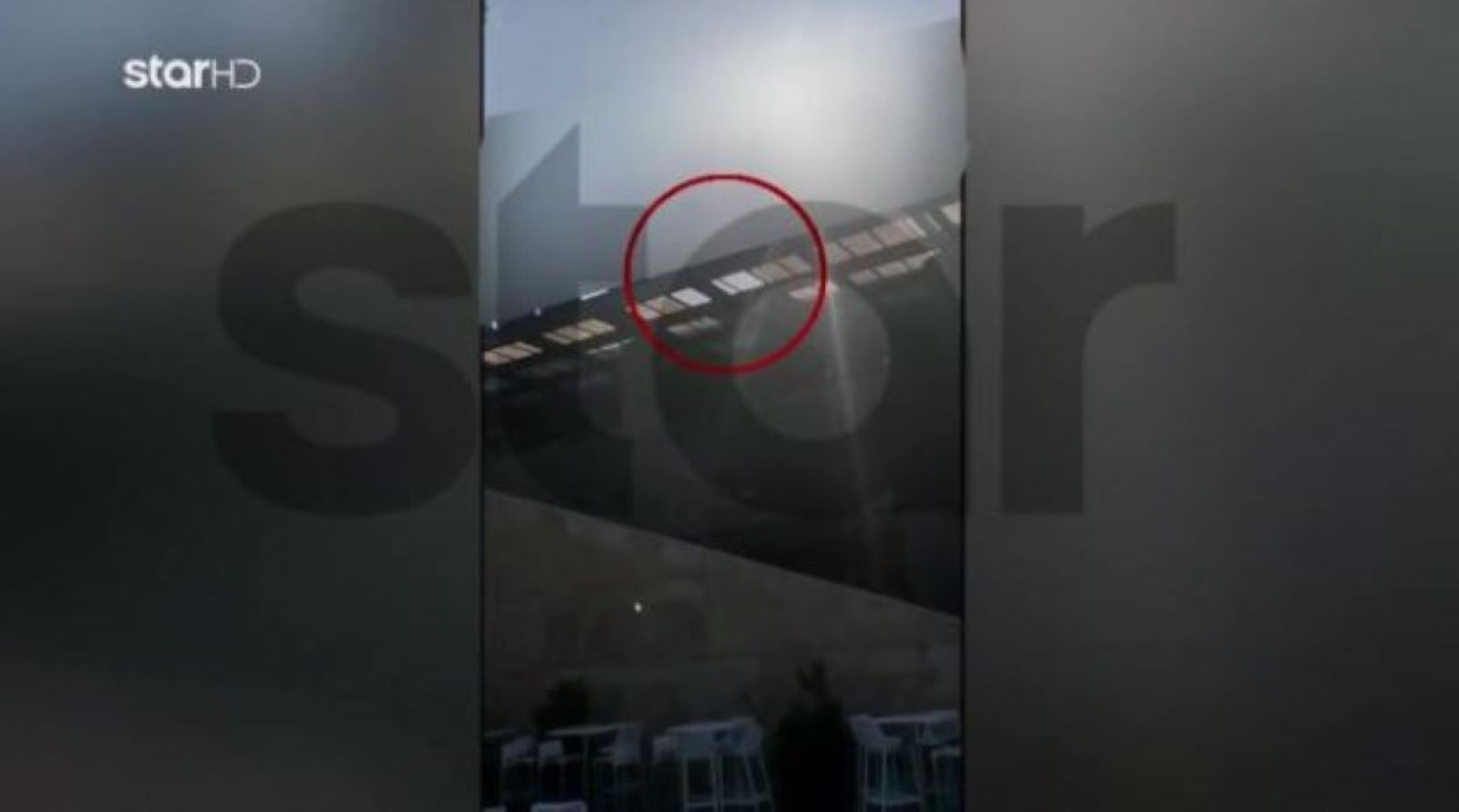 Πειραιάς: 14χρονη τραυματίστηκε σε εμπορικό κέντρο όταν έπεσε πάνω της μέρος της οροφής – «Για δύο εκατοστά δεν αποκεφαλίστηκε»