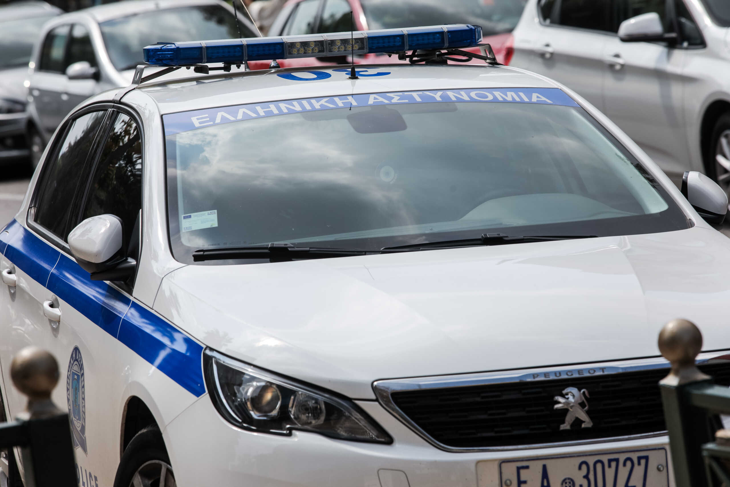 Λάρισα: 42χρονος πάτησε το panic button για ενδοοικογενειακή βία, συνελήφθη η σύζυγός του