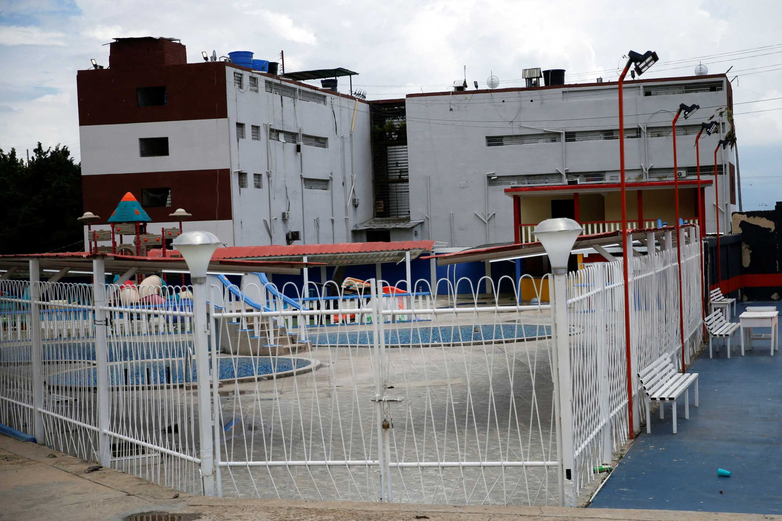 Βρετανός έζησε το Εξπρές του Μεσονυκτίου σε φυλακή στο Ντουμπάι: «Με βίασαν στο κελί μου και είδα βασανισμό μέχρι θανάτου»