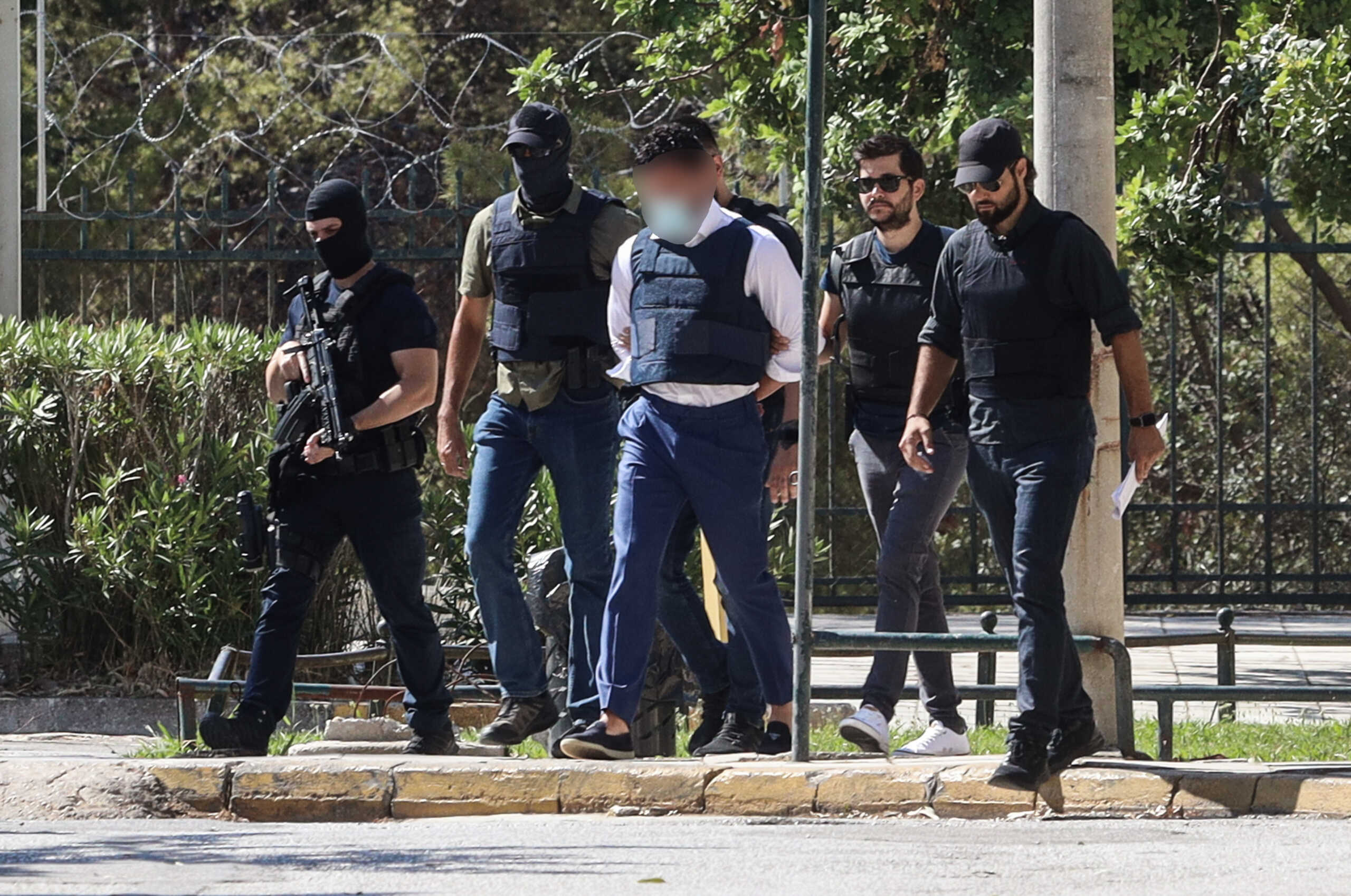 Απολογία στον εισαγγελέα του 44χρονου που συνελήφθη για την δολοφονία στο Νέο Ψυχικό του 54χρονου τοπογράφου, Κυριακή 7 Ιουλίου 2024. 
(ΓΙΑΝΝΗΣ ΠΑΝΑΓΟΠΟΥΛΟΣ
