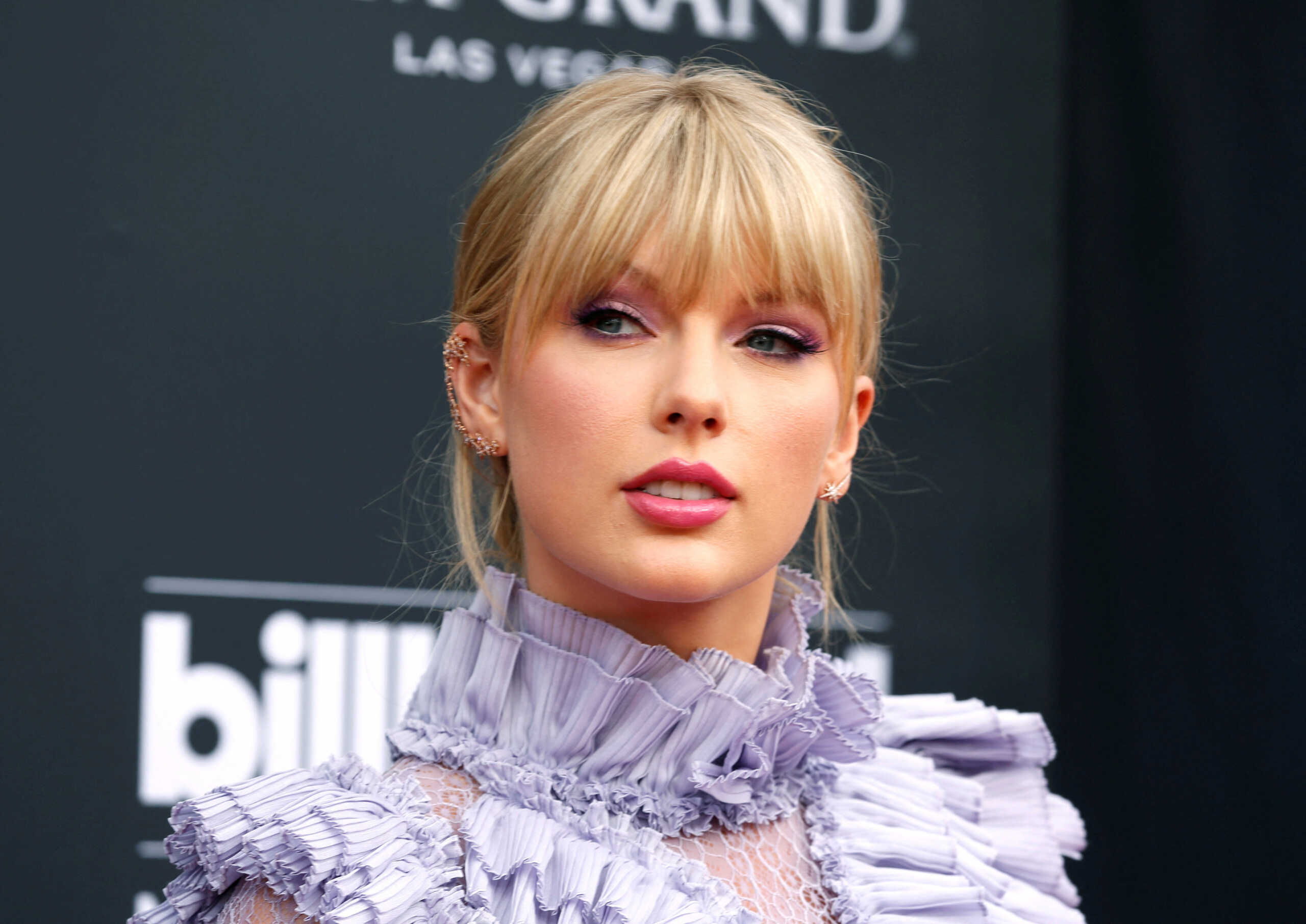 FILE PHOTO: FILE PHOTO: 2019 Billboard Music Awards- Arrivals - Las Vegas, Nevada, U.S., May 1, 2019 - Taylor Swift. REUTERS