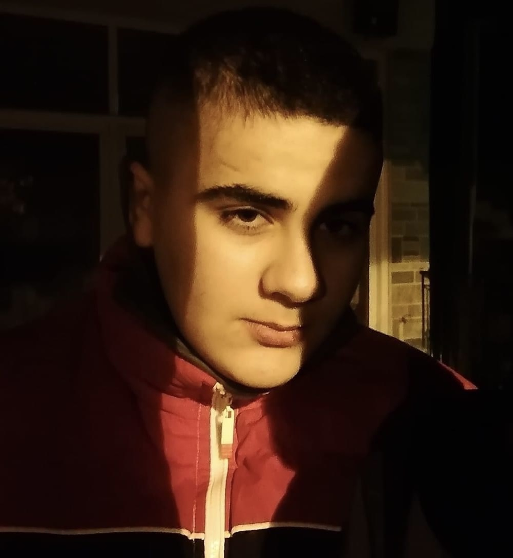 Ανείπωτη θλίψη για τον 18χρονο που πέθανε στο τροχαίο με οδηγό τον πατέρα του – Το ΙΧ καρφώθηκε σε τοίχο