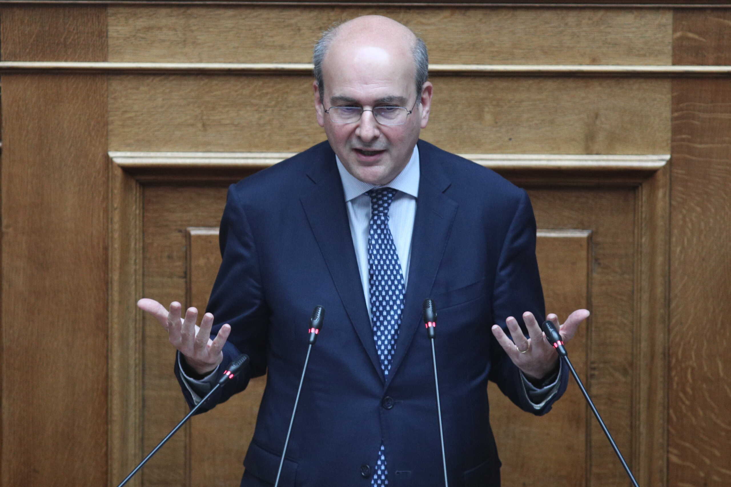 Συζήτηση στην Ολομέλεια της Βουλής της επερώτησης προς τους υπουργούς Εθνικής Οικονομίας και Οικονομικών, Υποδομών και Μεταφορών και Ανάπτυξης του προέδρου Νίκου Ανδρουλάκη και 31 βουλευτών της Κ.Ο. του ΠΑΣΟΚ - Κινήματος Αλλαγής με θέμα "Αδιαφανής, μεροληπτική υπέρ λίγων και σε βάρος του δημόσιου συμφέροντος η χάραξη και εκτέλεση της οικονομικής και αναπτυξιακής πολιτικής της χώρας", Παρασκευή 5 Απριλίου 2024.